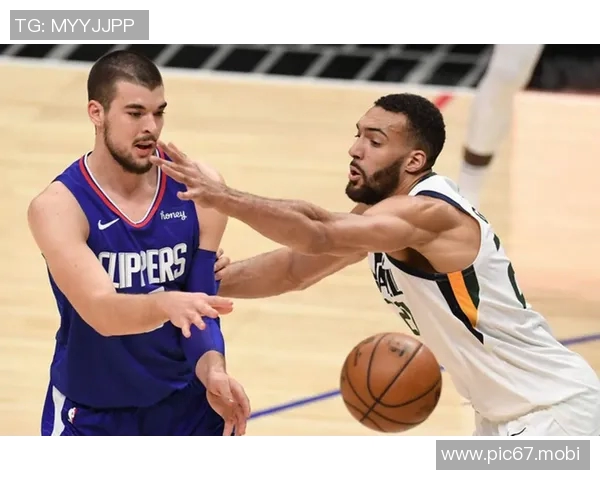 糙汉柔情祖巴茨重返快船,热泪盈眶回望8载年华,见证从Bigboy变身Bigman的蜕变历程 糙汉柔情祖巴茨重返快船,热泪盈眶回望8载年华,见证从Bigboy变身Bigman的蜕变历程